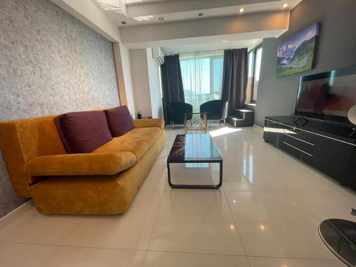 公寓 Penthouse Complex 5 布加勒斯特