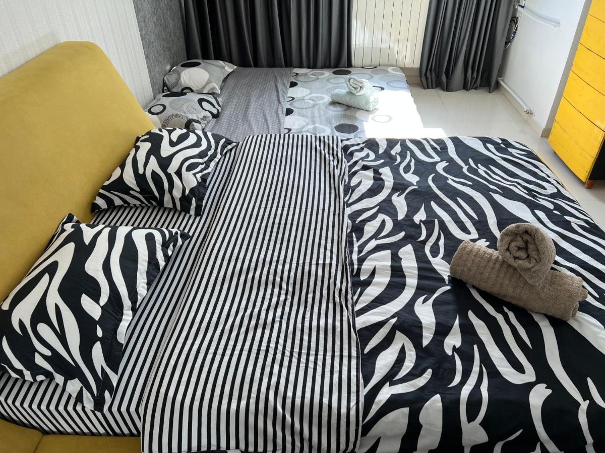 Penthouse Complex 5 * 布加勒斯特