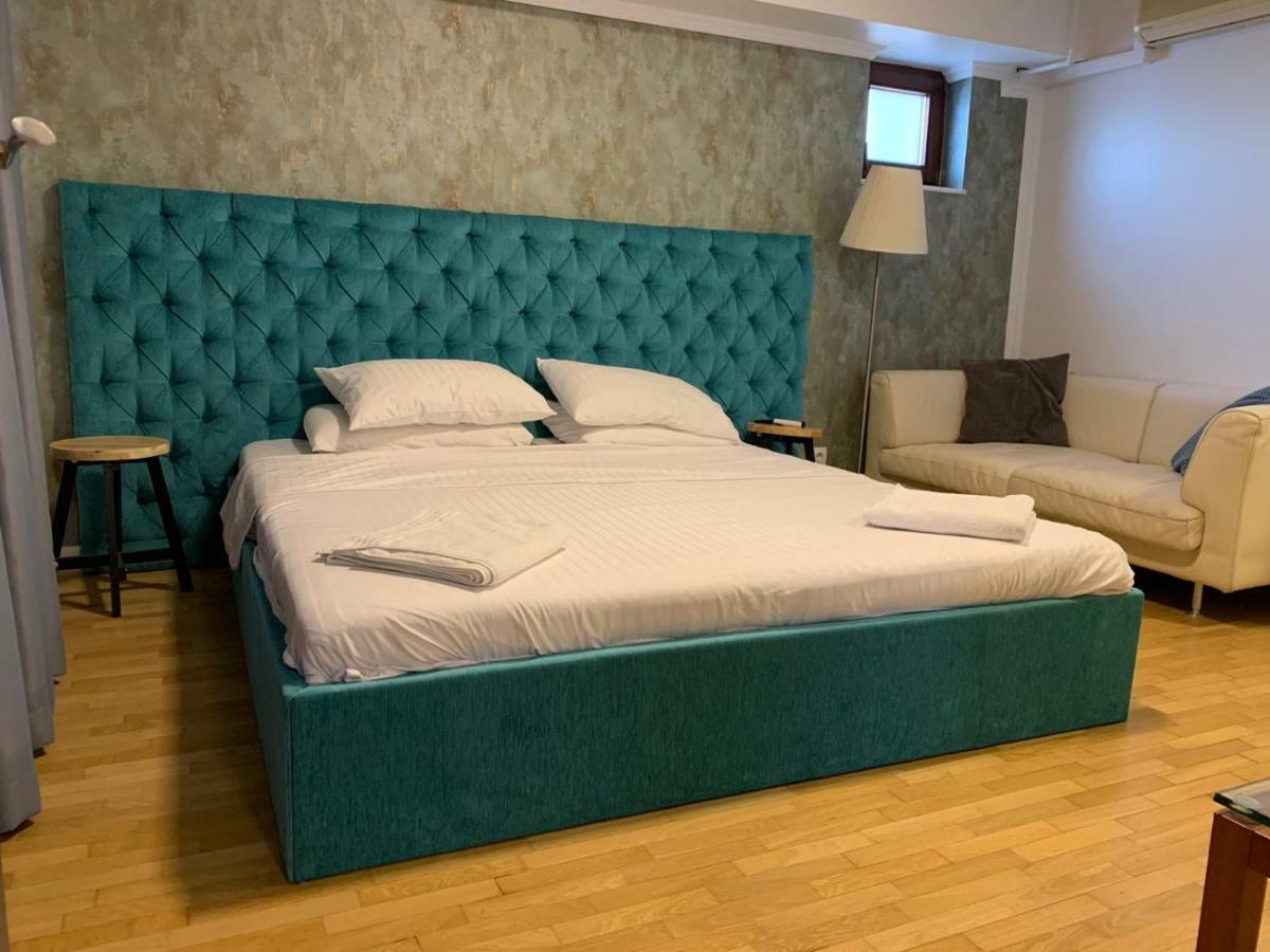 Penthouse Complex 5 布加勒斯特